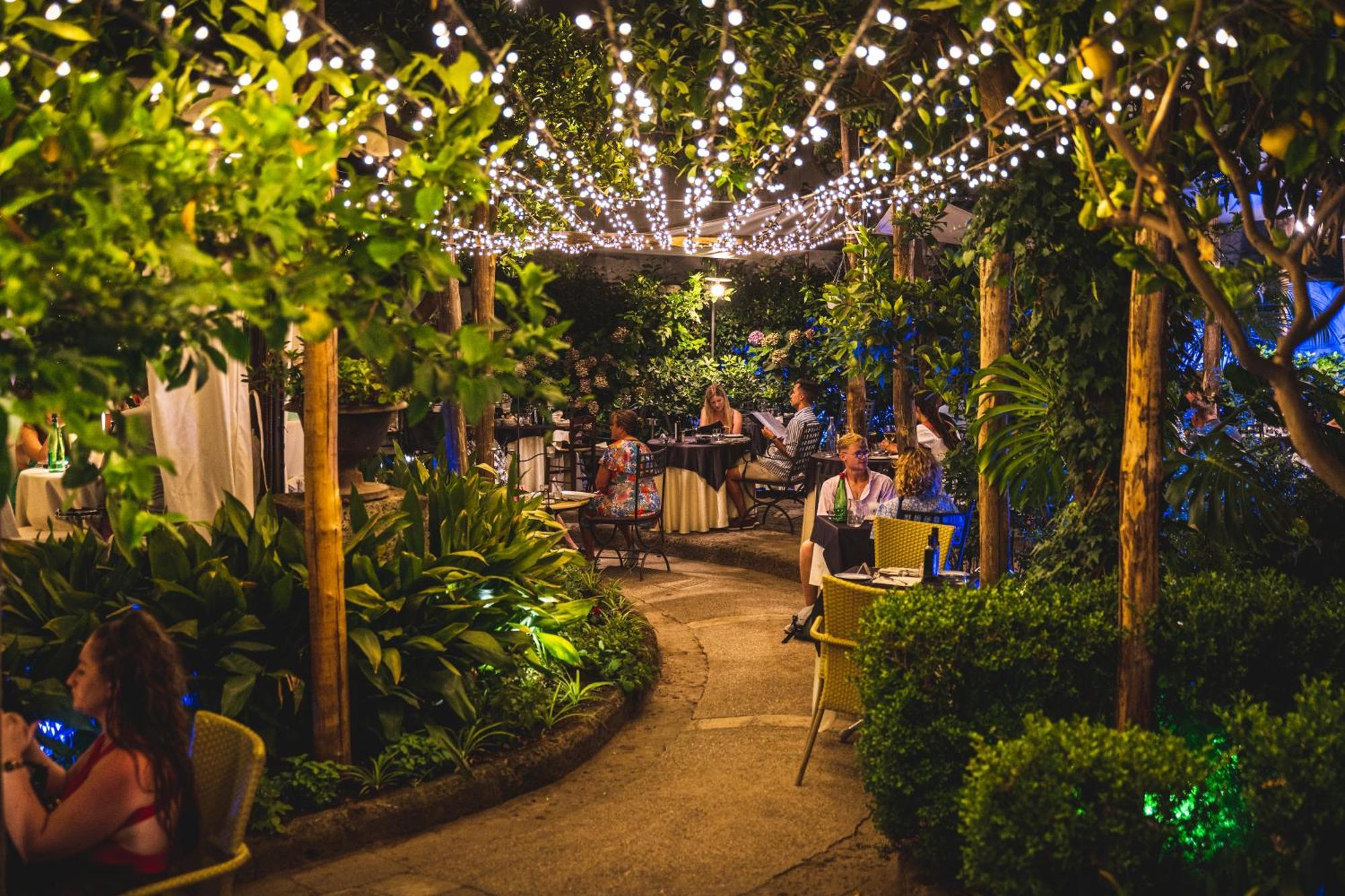 Cafe Latino Suites 索伦托 外观 照片